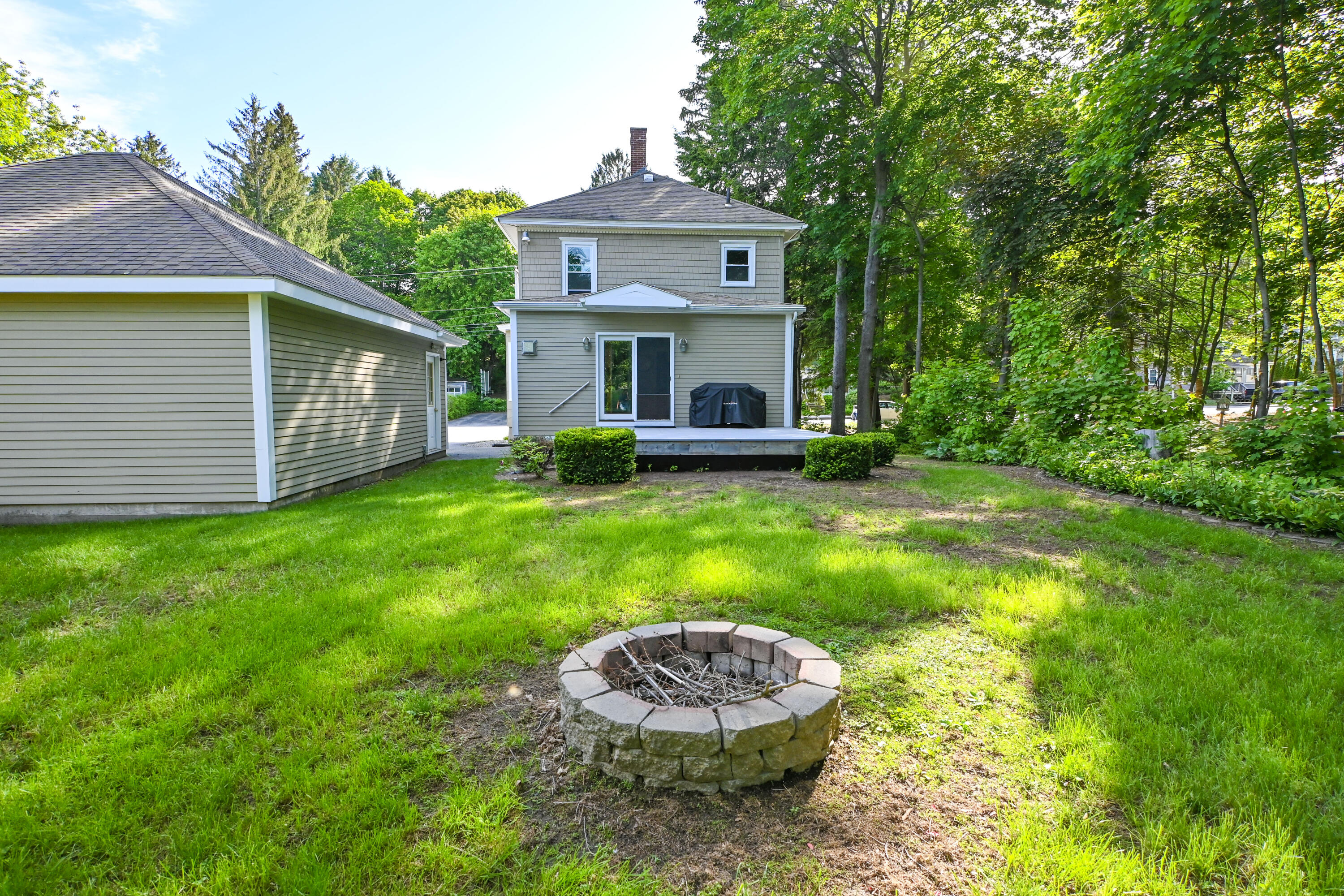 24 Western Avenue Auburn ME 04210