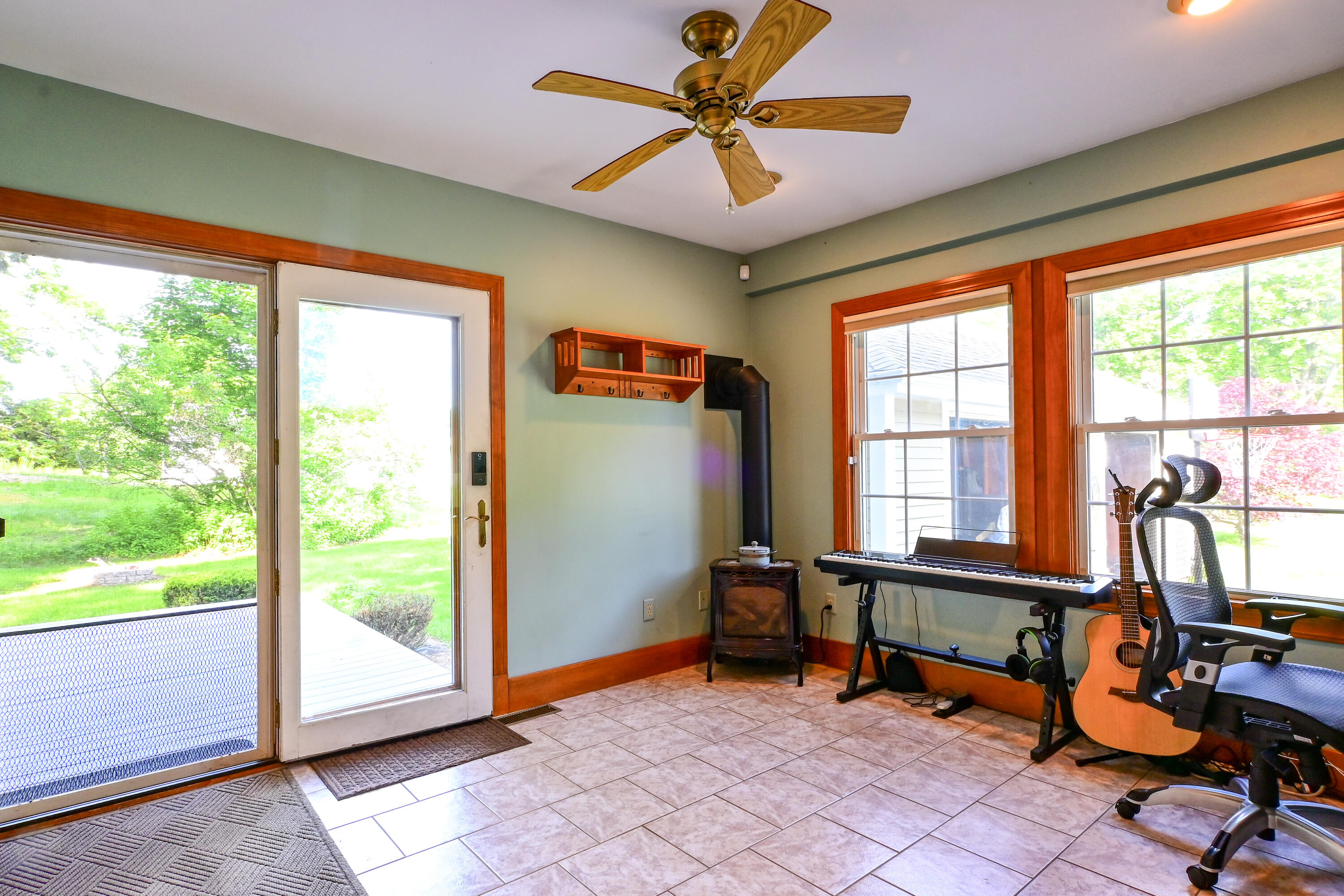 24 Western Avenue Auburn ME 04210