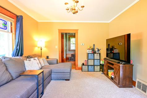 24 Western Avenue Auburn ME 04210