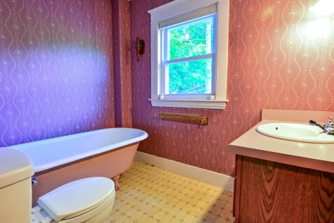 24 Western Avenue Auburn ME 04210