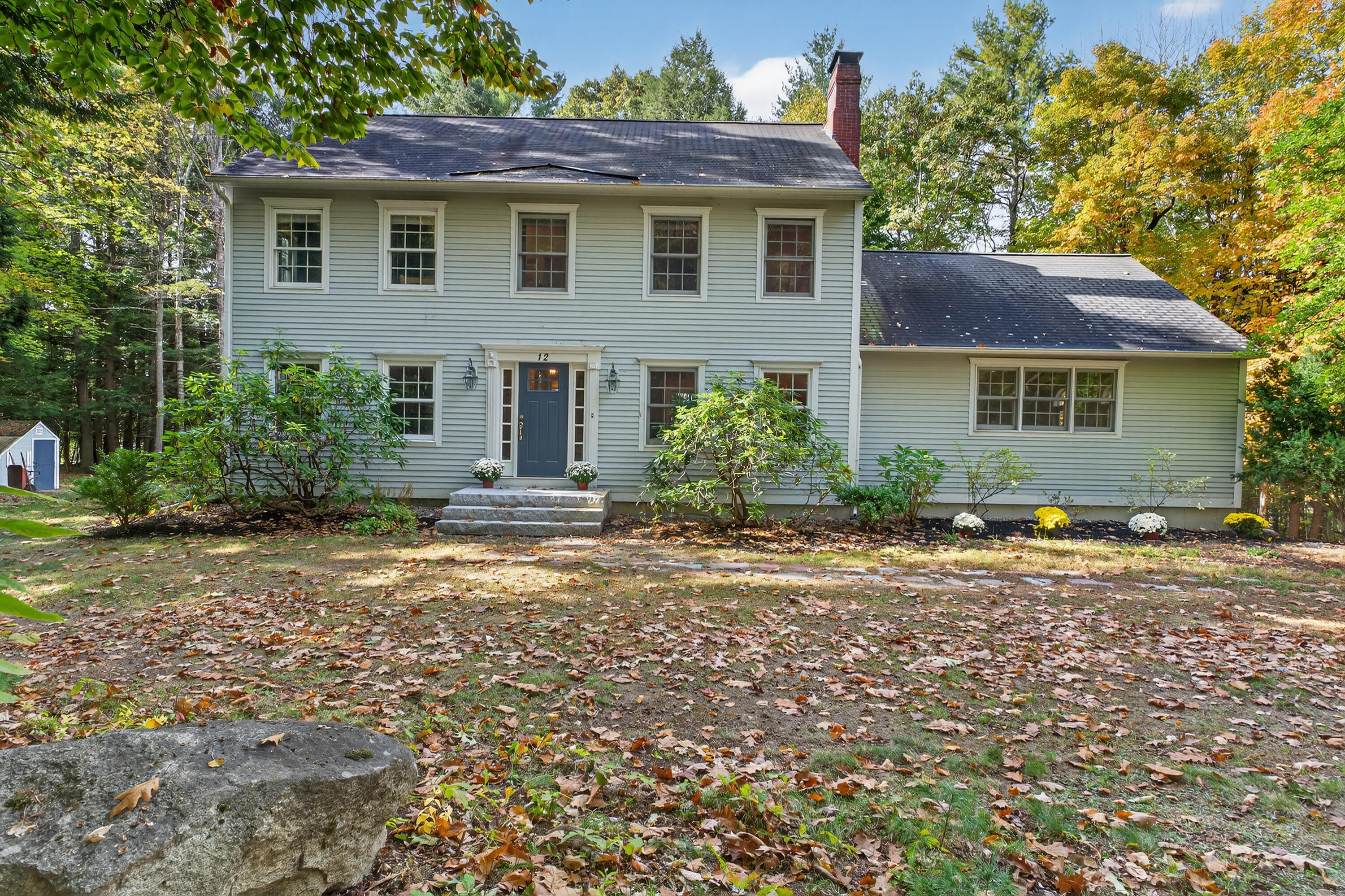 Raymond ME, 12 Presidential View