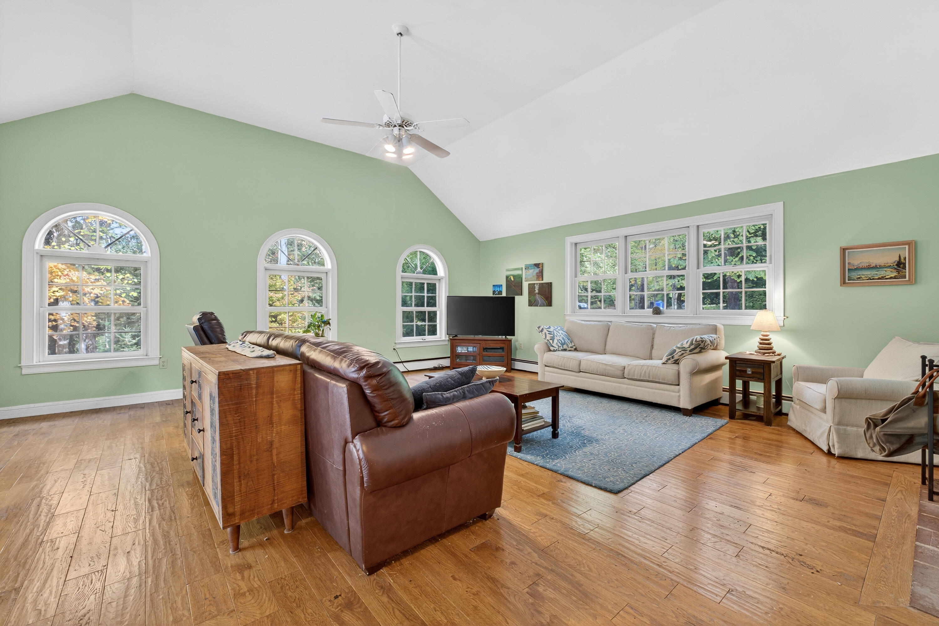 12 Presidential View Raymond ME 04071