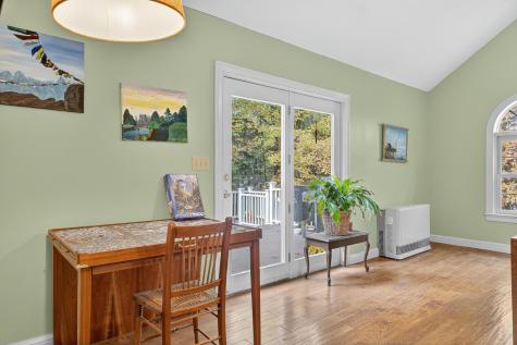 12 Presidential View Raymond ME 04071