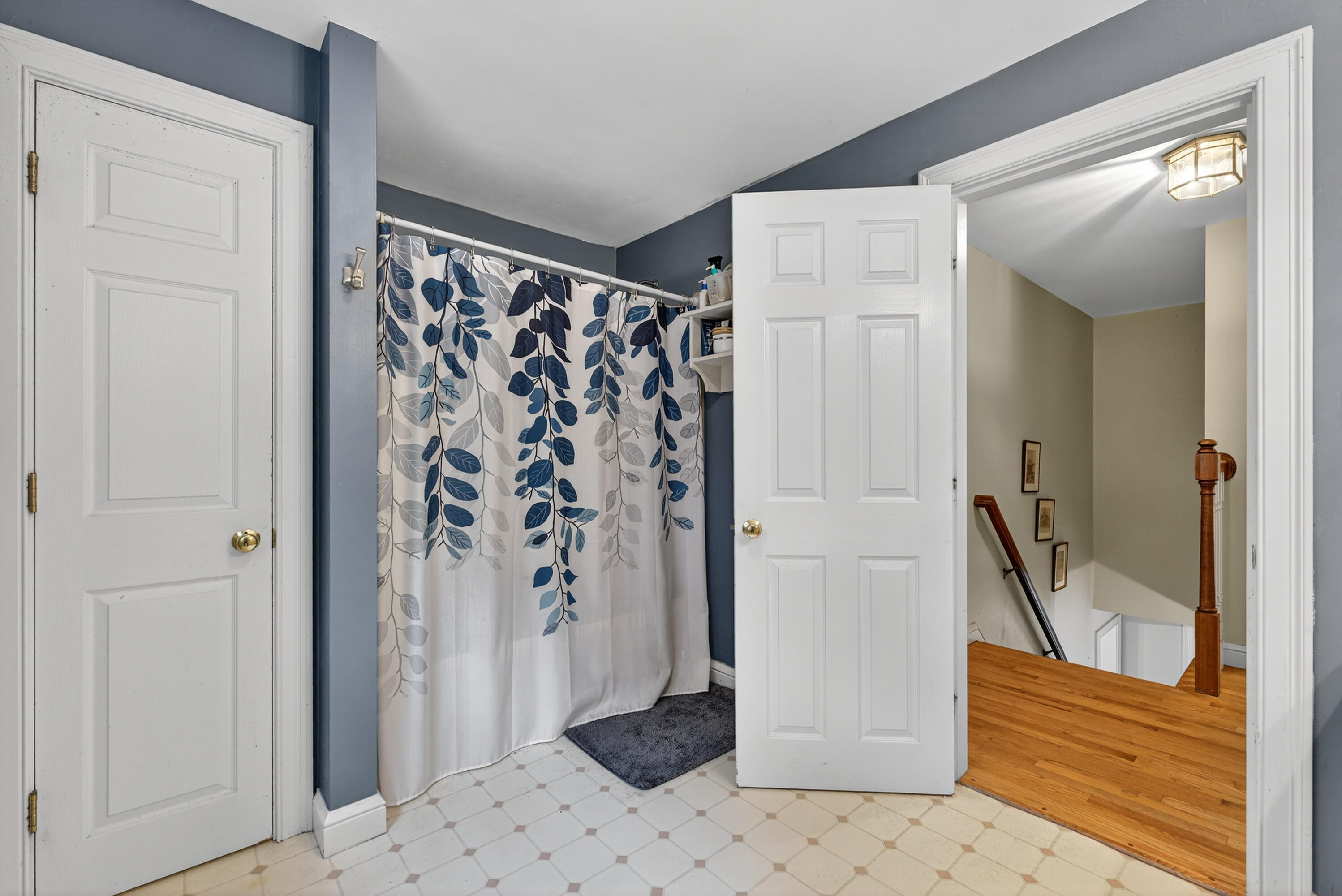 12 Presidential View Raymond ME 04071