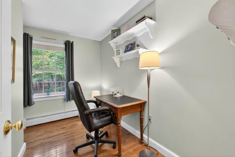 12 Presidential View Raymond ME 04071