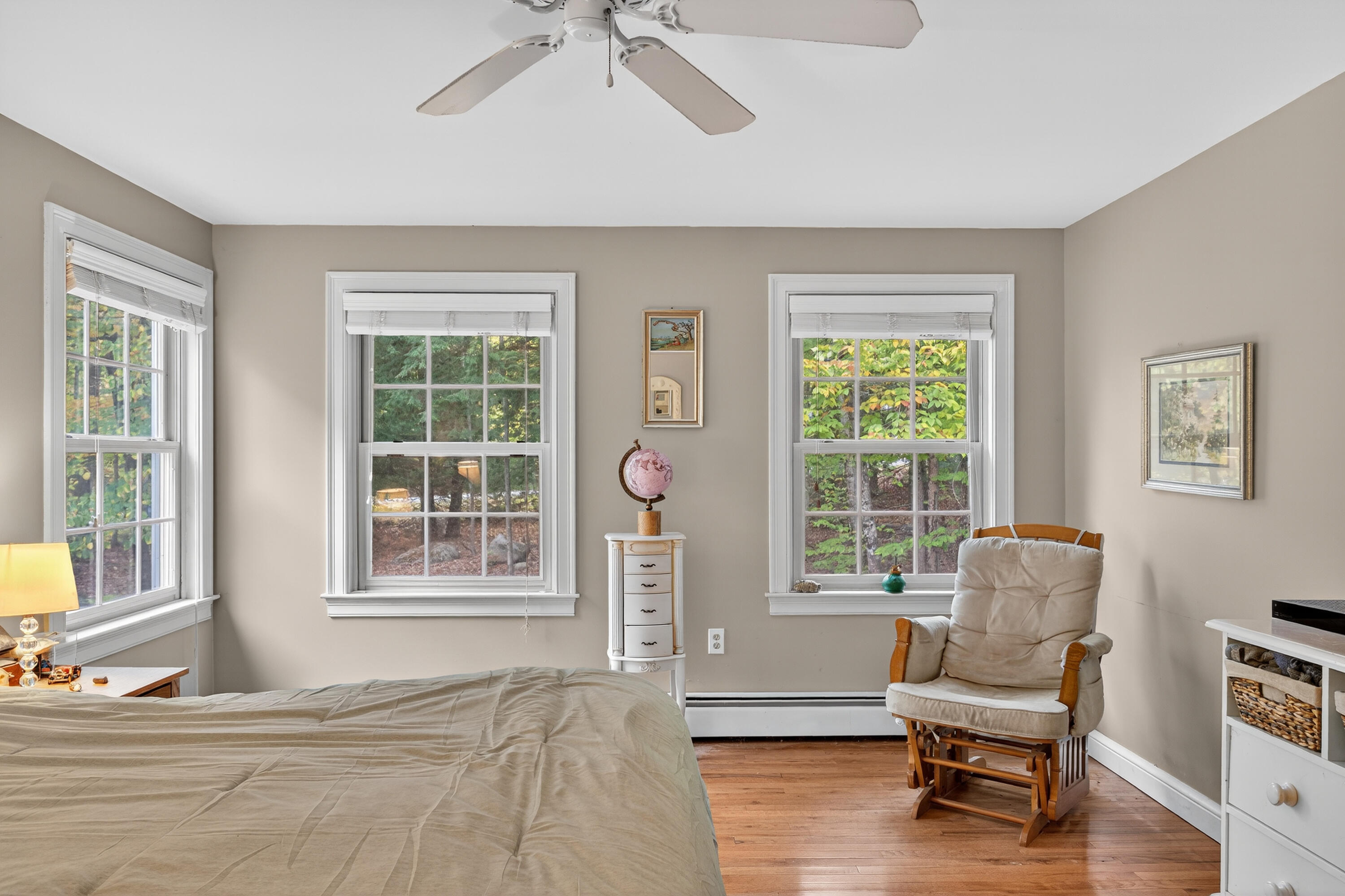 12 Presidential View Raymond ME 04071