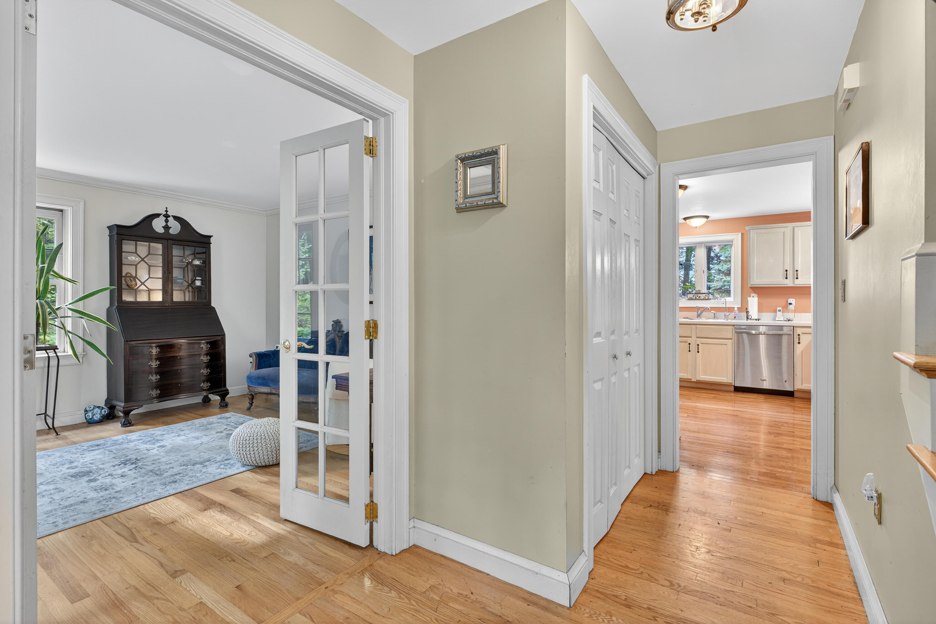 12 Presidential View Raymond ME 04071