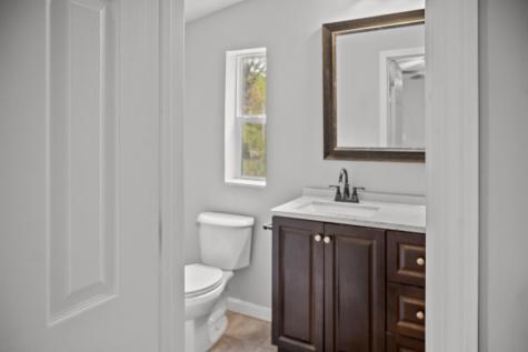 618 Chadbourne Road NW Standish ME 04084