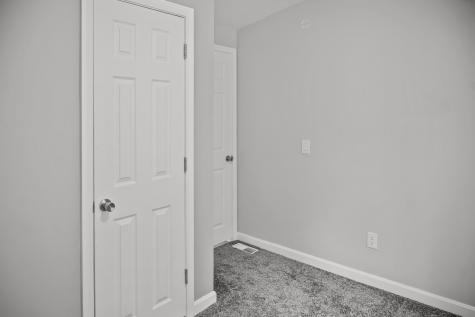 618 Chadbourne Road NW Standish ME 04084