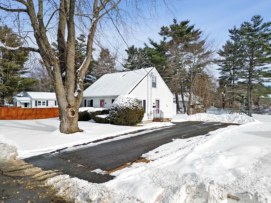 5 Mayfair Street Augusta ME 04330