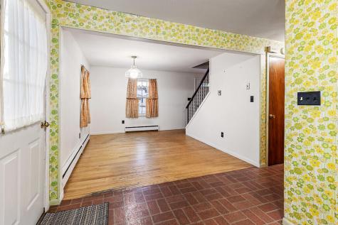 5 Mayfair Street Augusta ME 04330