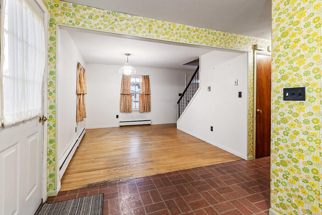 5 Mayfair Street Augusta ME 04330