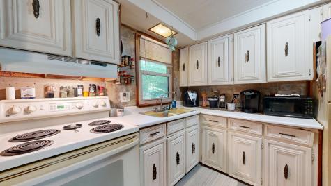 121 Maxwell Road Sabattus ME 04280