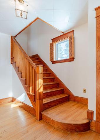 223 Lake Street Auburn ME 04210