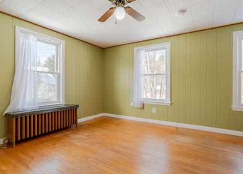 223 Lake Street Auburn ME 04210