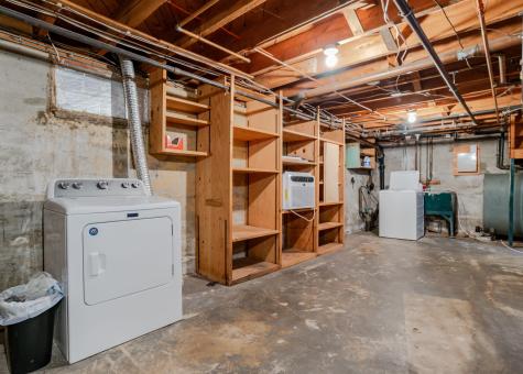 223 Lake Street Auburn ME 04210