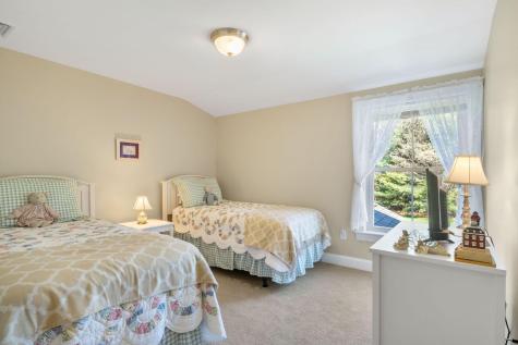 10 Lexington Drive Kennebunk ME 04043
