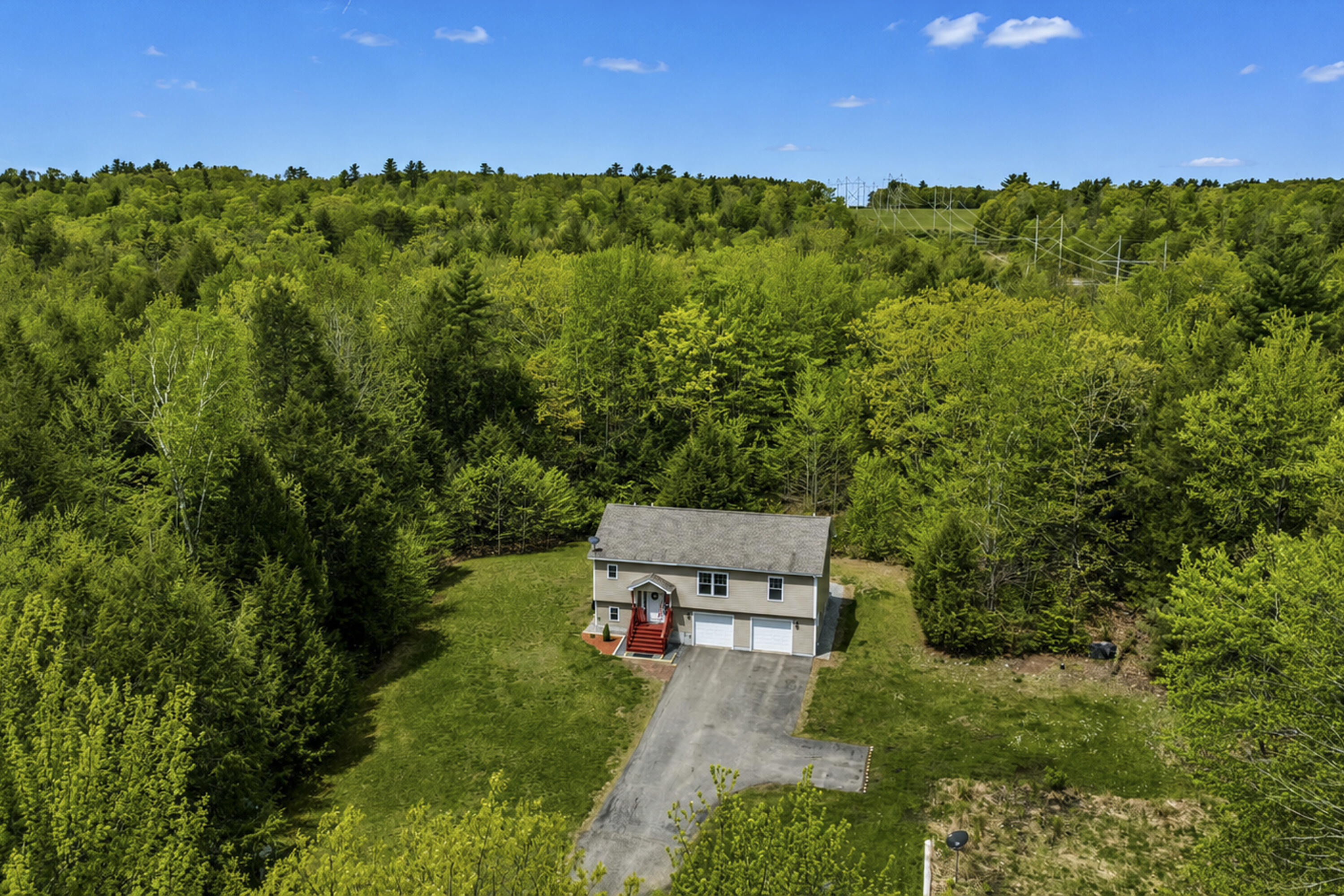 109 Highland Ridge Hollis ME 04042