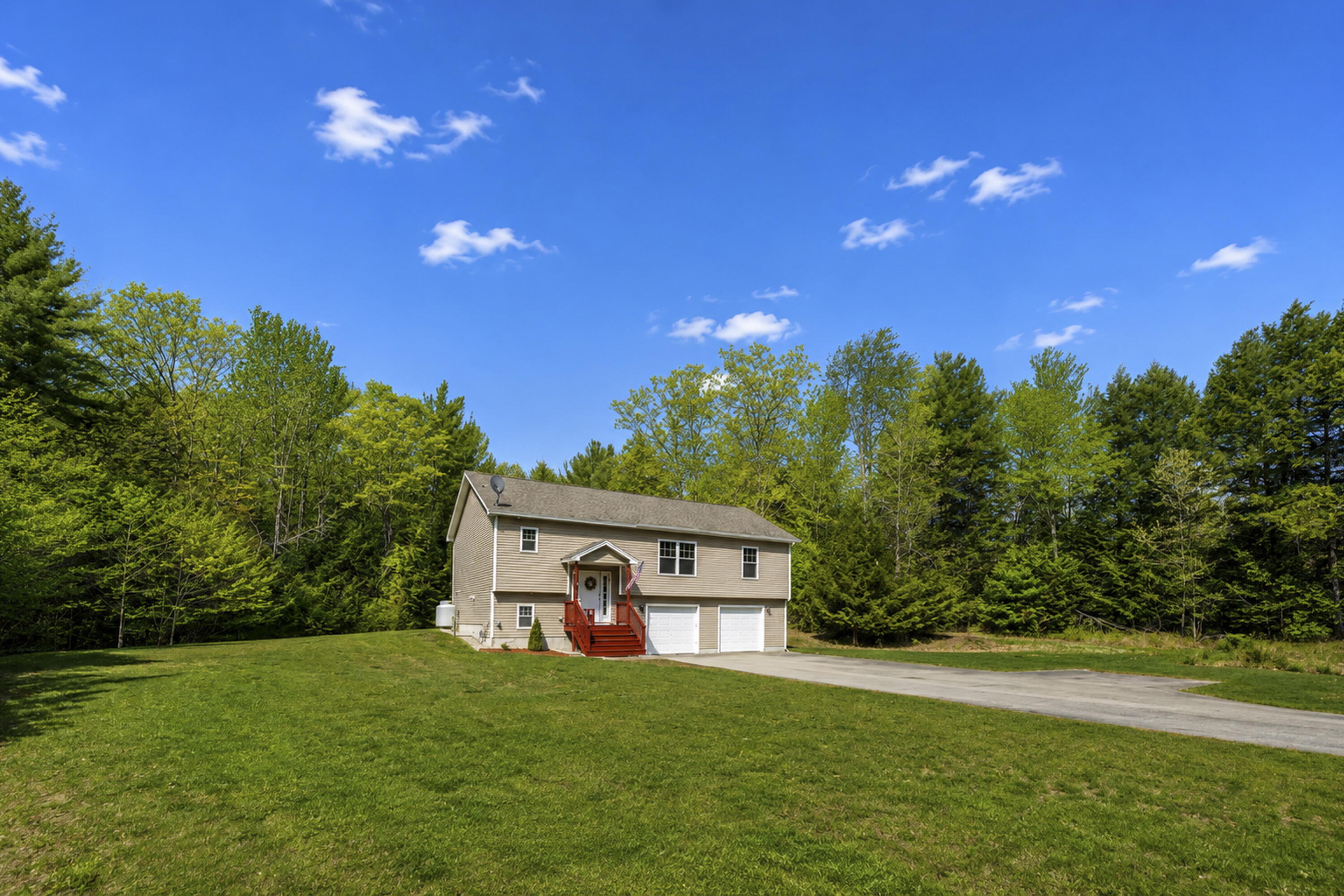 109 Highland Ridge Hollis ME 04042