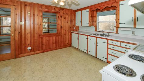 1 Caton Road Raymond ME 04071