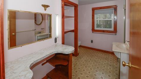 1 Caton Road Raymond ME 04071