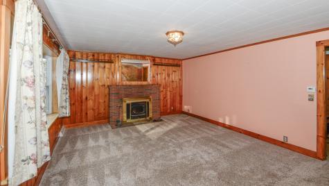 1 Caton Road Raymond ME 04071