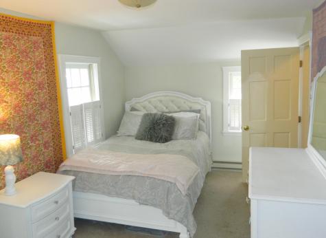 53 Pleasant Hill Road Falmouth ME 04105