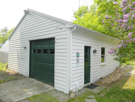 53 Pleasant Hill Road Falmouth ME 04105