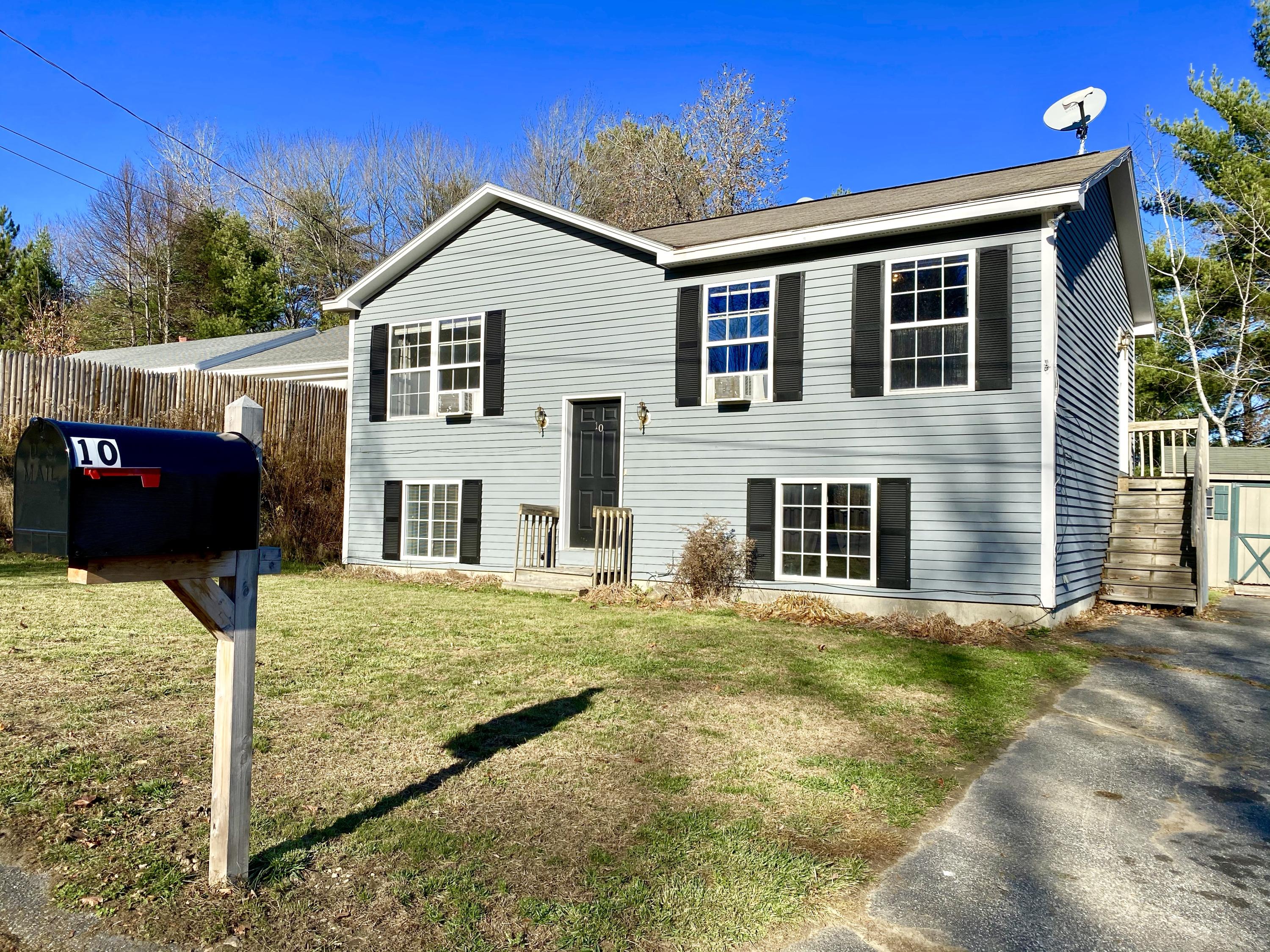 10 Rachel Boulevard Lewiston ME 04240