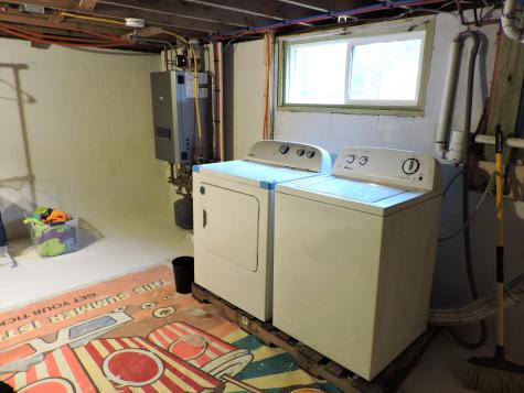 21 Airport Road Norridgewock ME 04957