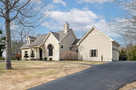 10 Driftwood Trail Wells ME 04090