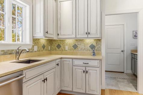 10 Driftwood Trail Wells ME 04090