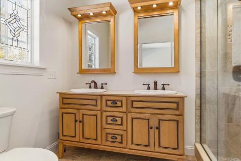 10 Driftwood Trail Wells ME 04090