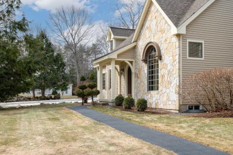 10 Driftwood Trail Wells ME 04090