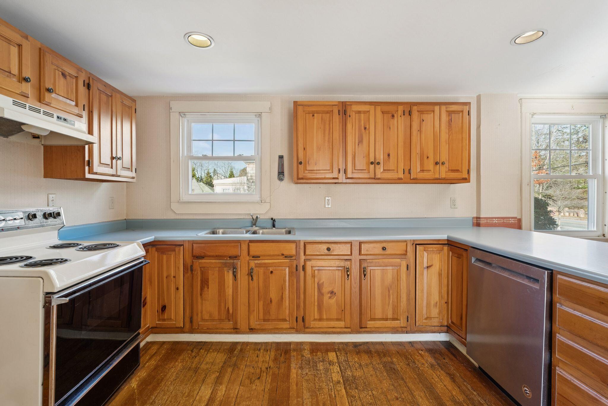 54 Read Street Portland ME 04103