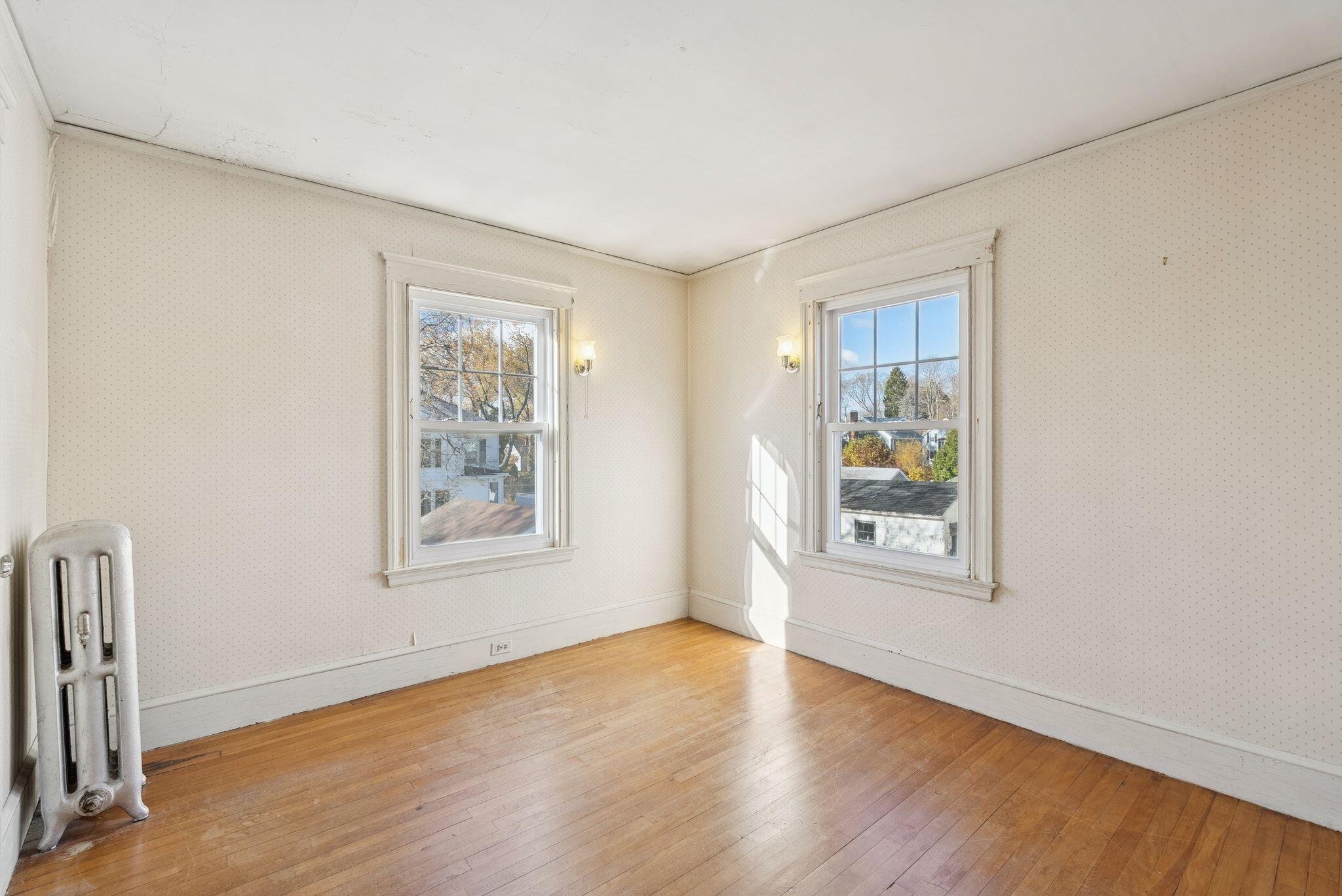 54 Read Street Portland ME 04103