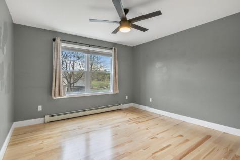 74 Arlington Avenue Westbrook ME 04092