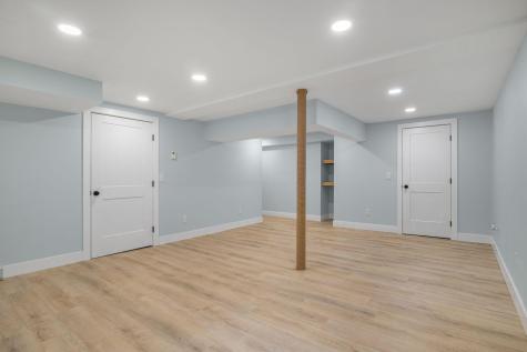 74 Arlington Avenue Westbrook ME 04092