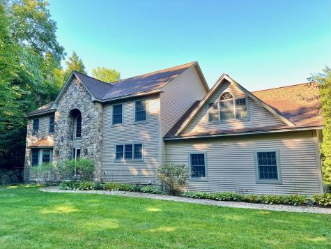 18 Wedgewood Drive Oakland ME 04963