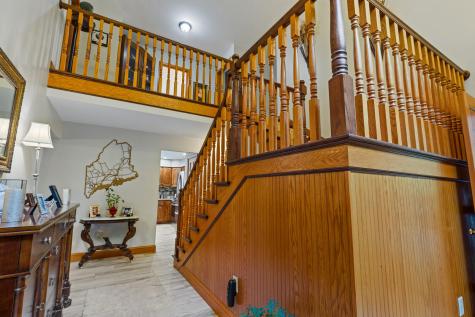 18 Wedgewood Drive Oakland ME 04963