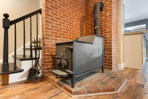 1295 Long Plains Road Buxton ME 04093