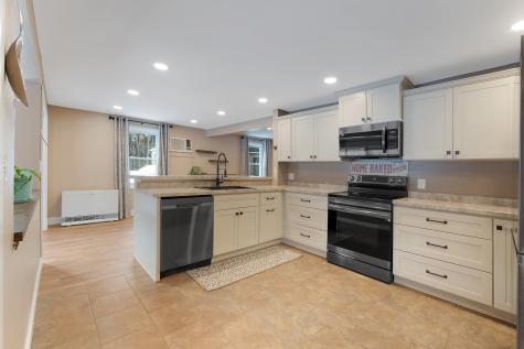 1295 Long Plains Road Buxton ME 04093