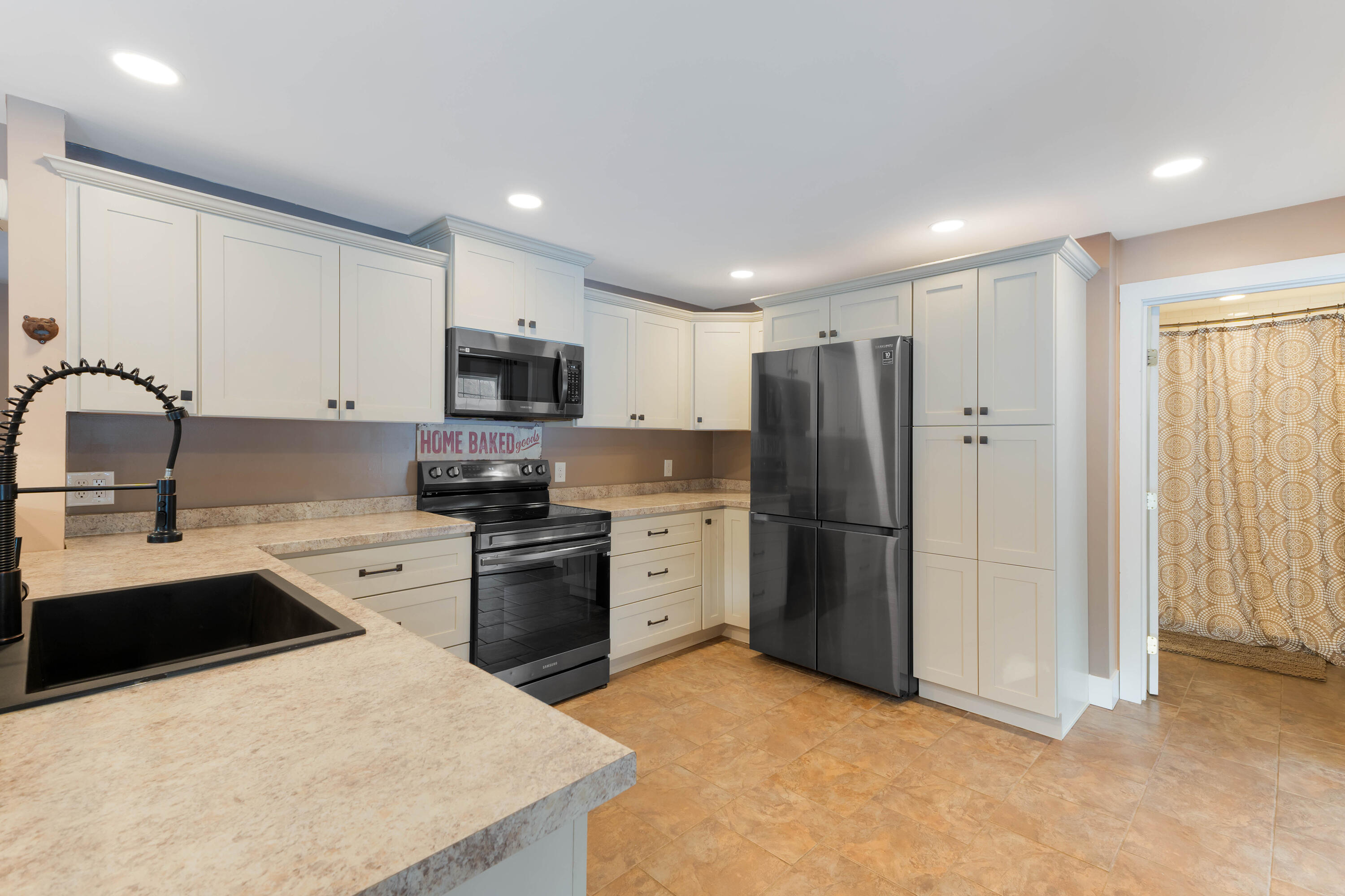 1295 Long Plains Road Buxton ME 04093