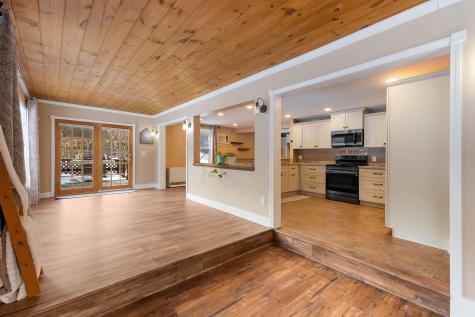 1295 Long Plains Road Buxton ME 04093