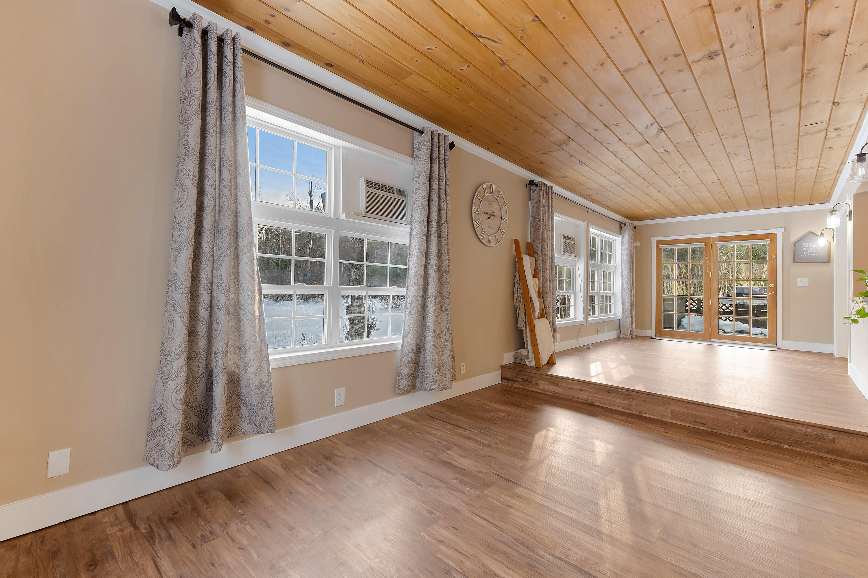 1295 Long Plains Road Buxton ME 04093