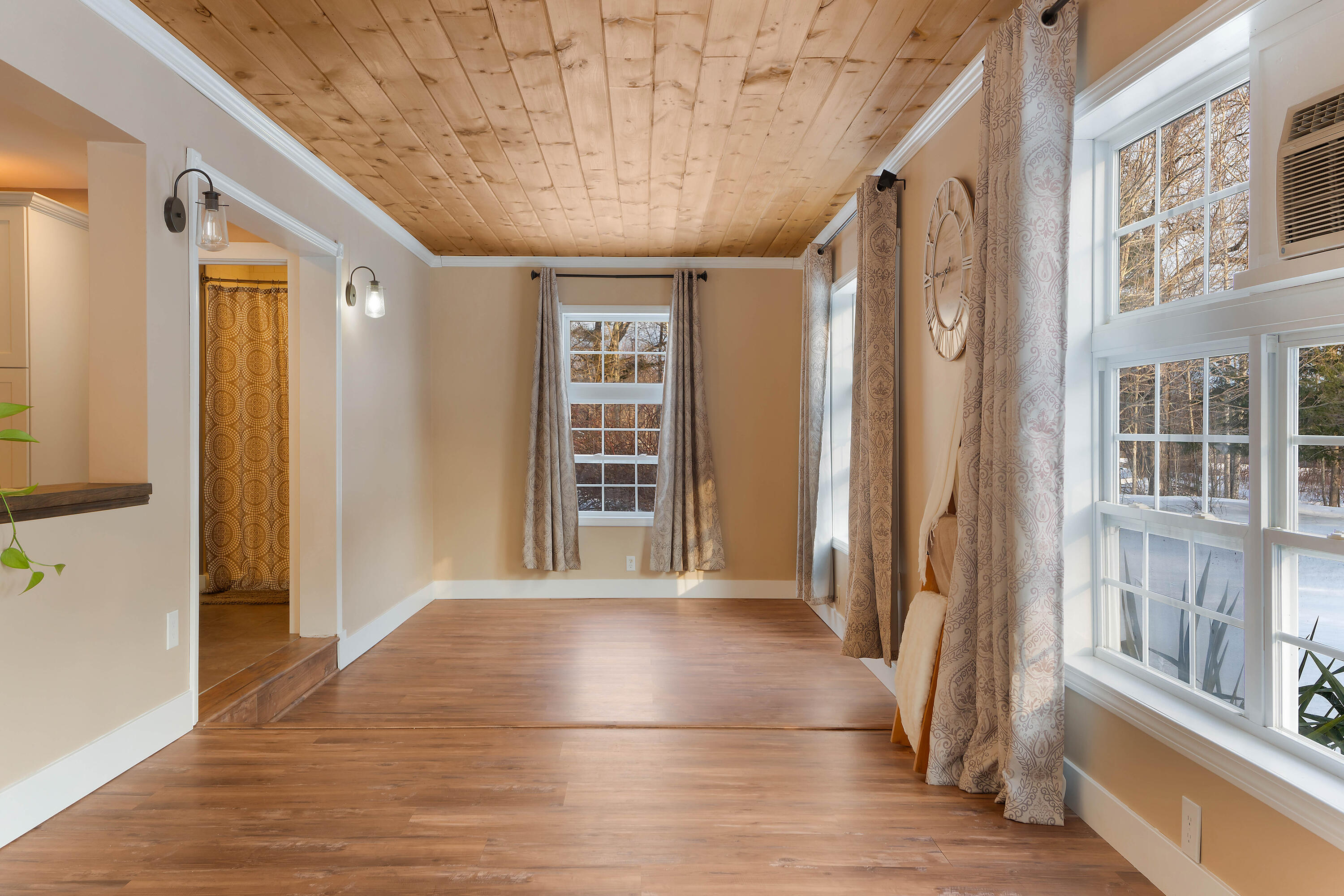 1295 Long Plains Road Buxton ME 04093