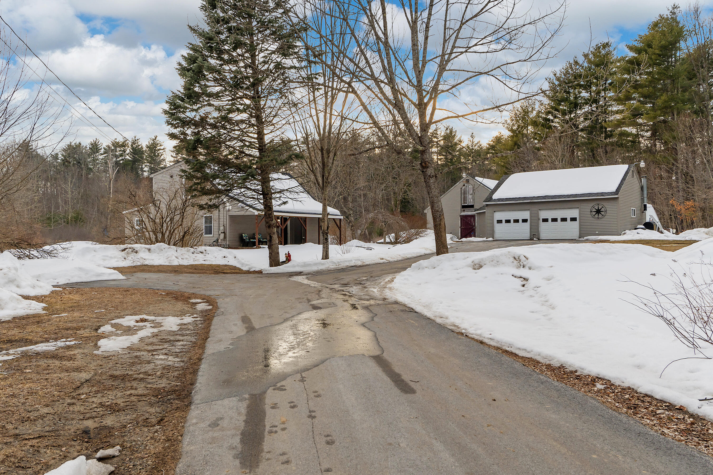 1295 Long Plains Road Buxton ME 04093