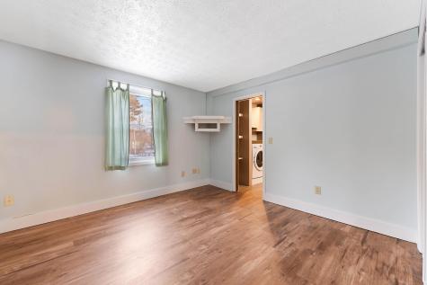 1295 Long Plains Road Buxton ME 04093