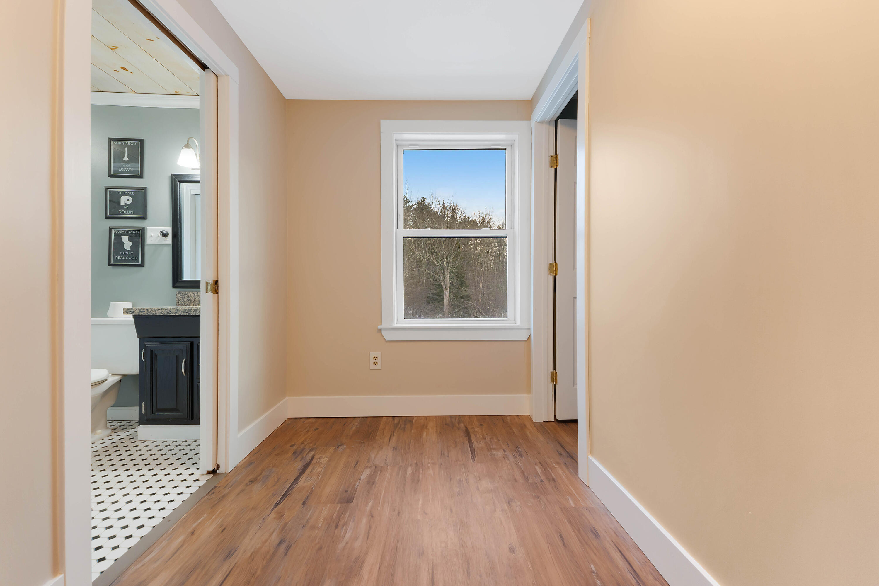 1295 Long Plains Road Buxton ME 04093