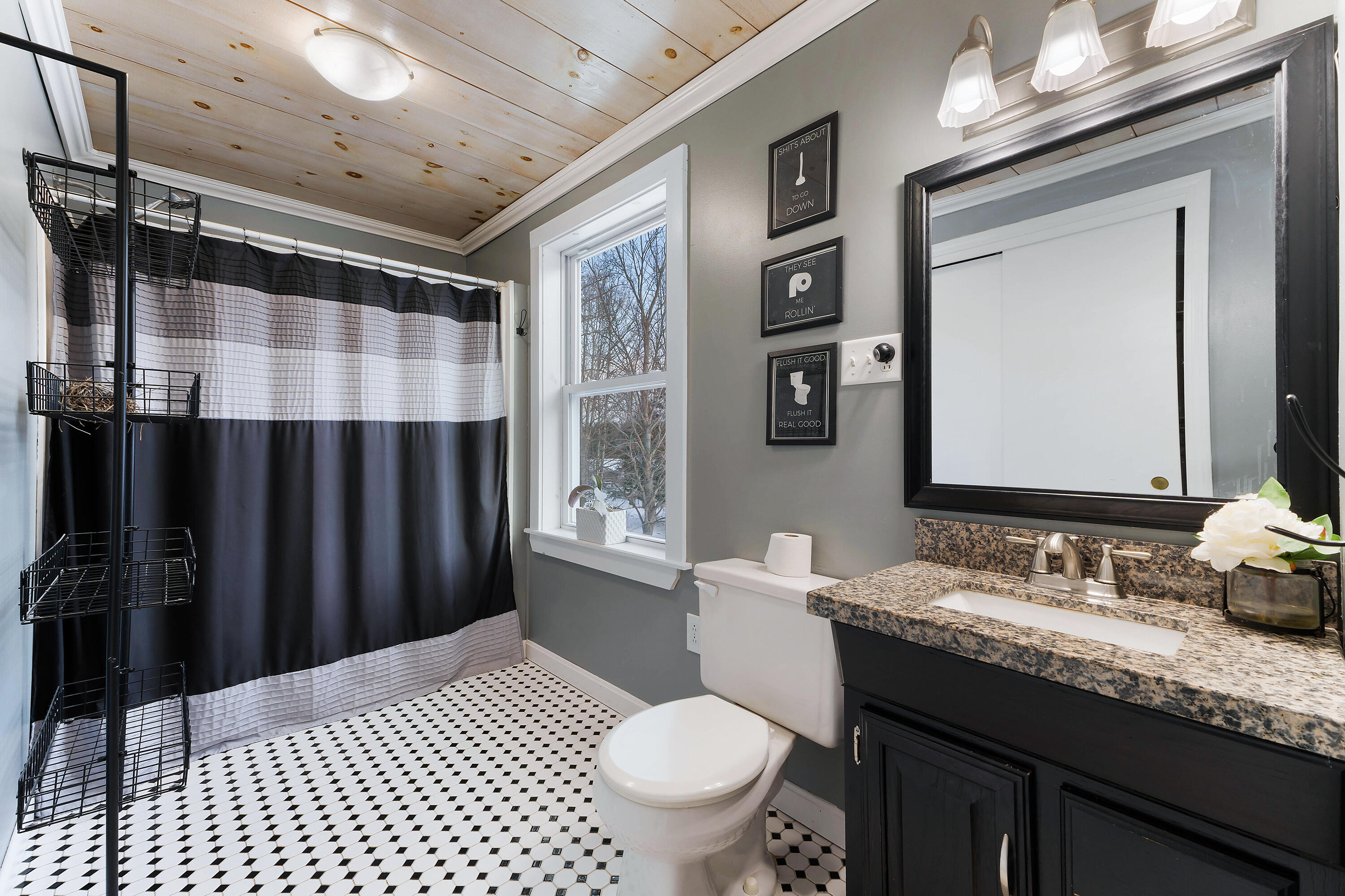 1295 Long Plains Road Buxton ME 04093